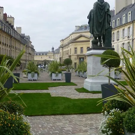 Luckey Homes - Place Saint Sauveur * Caen